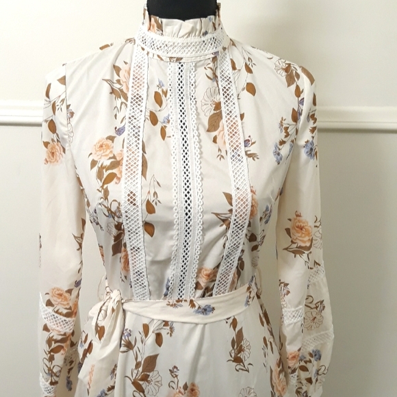 Eilly Bazar Floral Lace Insert Belted Dress - Size Small Flower Ruffle Hem Dress - Picture 7 of 13
